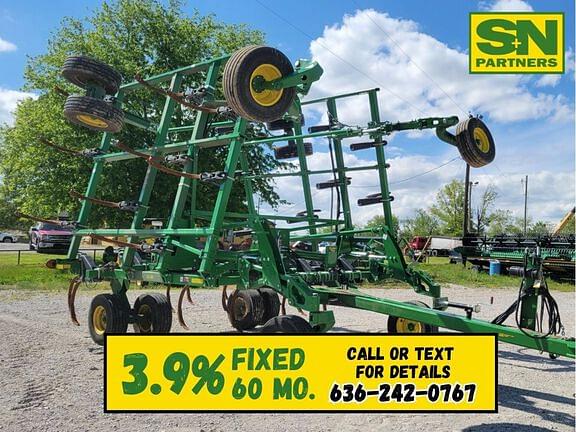 2023 John Deere 2430 Equipment Image0