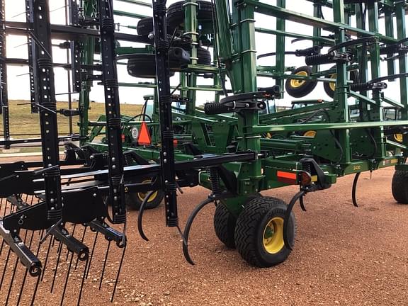 Image of John Deere 2430 equipment image 4