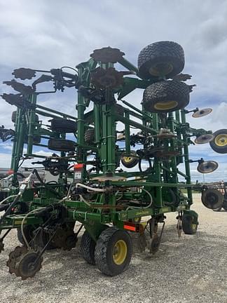 Image of John Deere 2430C equipment image 4