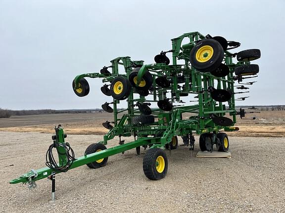 Image of John Deere 2430C equipment image 1