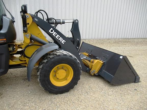 Image of John Deere 244L equipment image 3