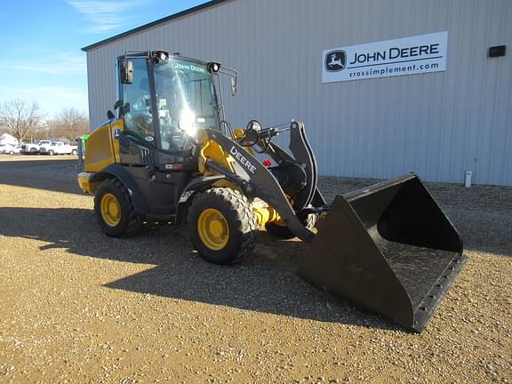 Image of John Deere 244L equipment image 3