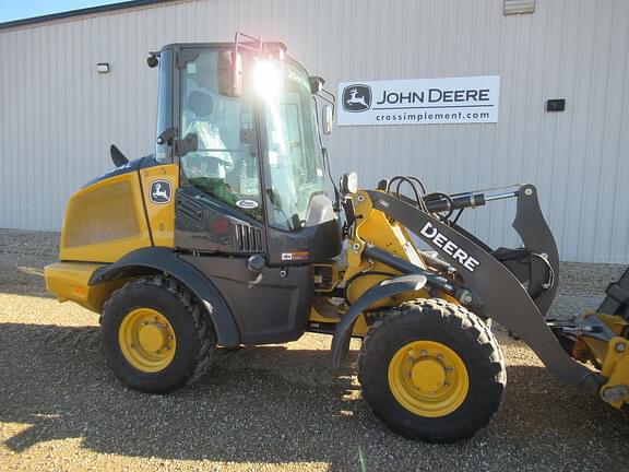 Image of John Deere 244L equipment image 4