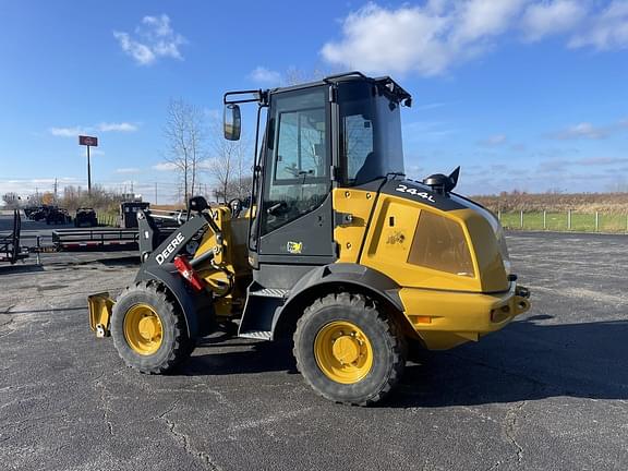 Image of John Deere 244L equipment image 1