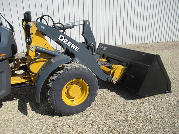 Image of John Deere 244L equipment image 3