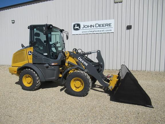 Image of John Deere 244L Primary image