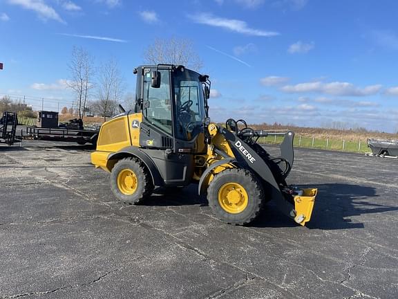 Image of John Deere 244L equipment image 3