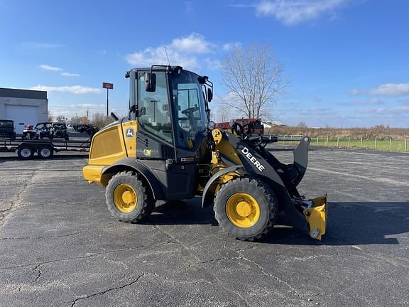 Image of John Deere 244L equipment image 3