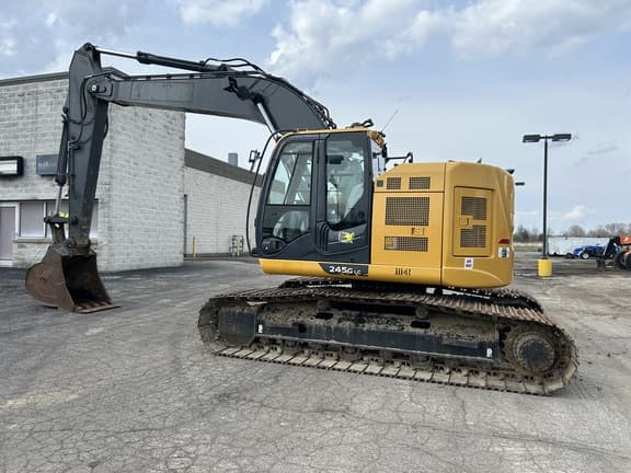 Image of John Deere 245G LC equipment image 1