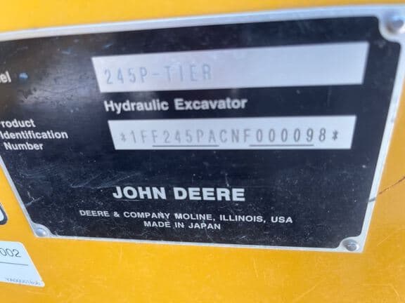 Image of John Deere 245P equipment image 4