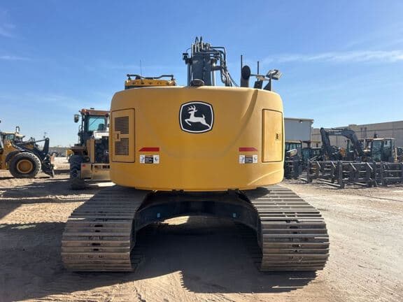 Image of John Deere 245P equipment image 3