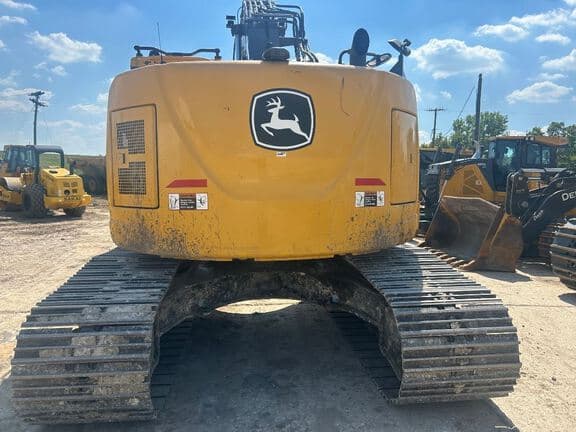 Image of John Deere 245P equipment image 2