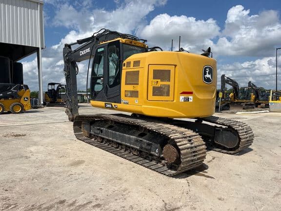Image of John Deere 245P equipment image 2