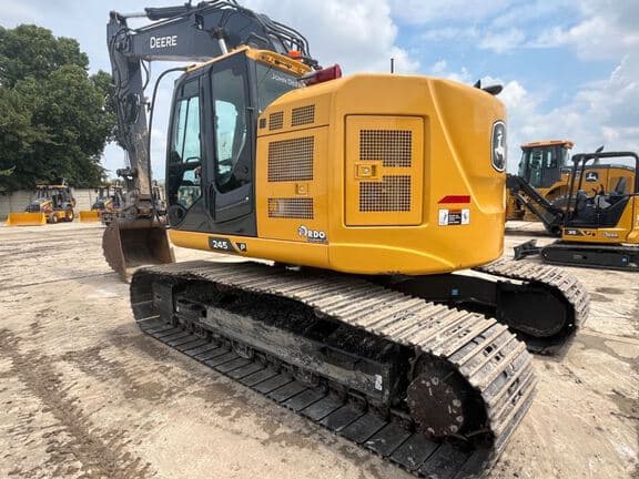 Image of John Deere 245P equipment image 1
