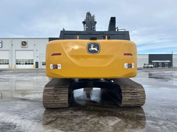 Image of John Deere 250P equipment image 3