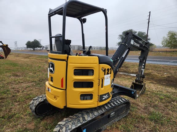 Image of John Deere 26P equipment image 4