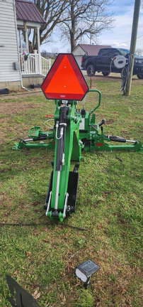 Image of John Deere 260B equipment image 2