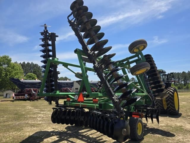 Image of John Deere 2630 equipment image 1