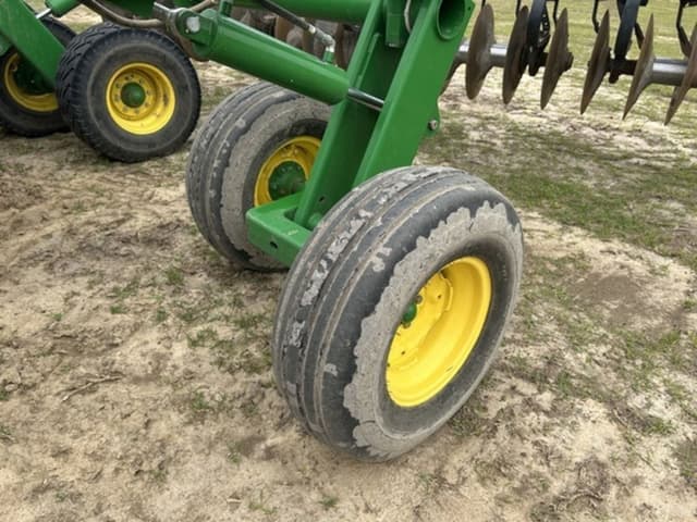 Image of John Deere 2630 equipment image 3