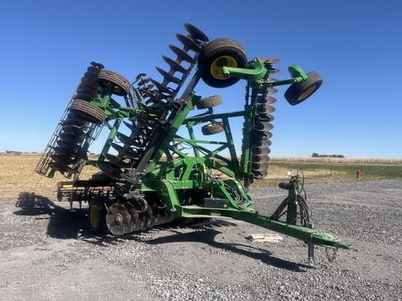 Image of John Deere 2633 Primary image