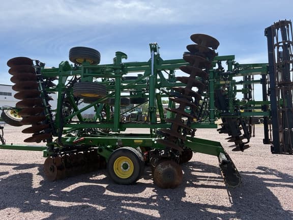 Image of John Deere 2633 equipment image 3