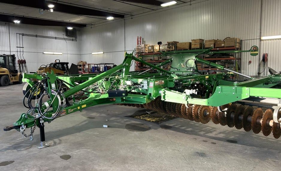 Image of John Deere 2660VT Primary image