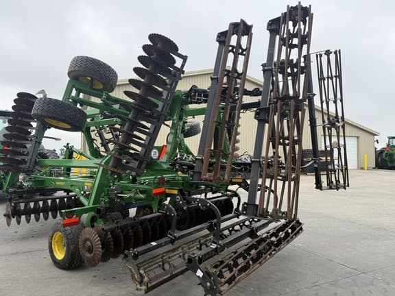 Image of John Deere 2660VT equipment image 4