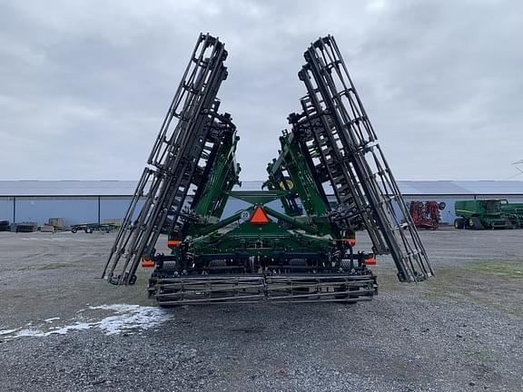 Image of John Deere 2660VT equipment image 2