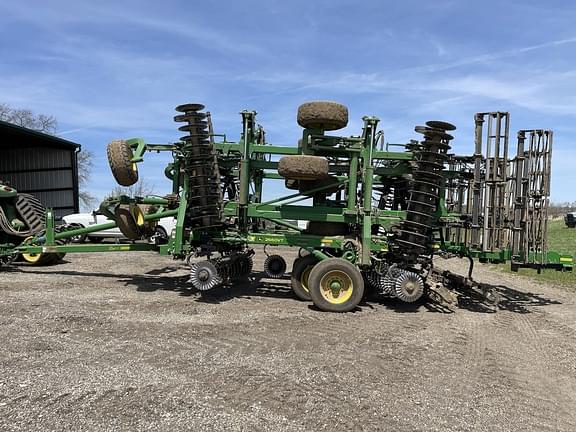 Image of John Deere 2660VT Primary image