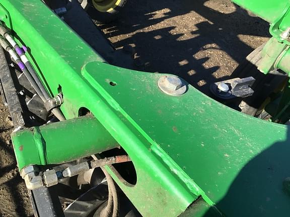 Image of John Deere 2660VT equipment image 3