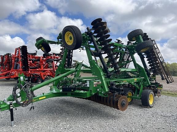 Image of John Deere 2660VT Primary image