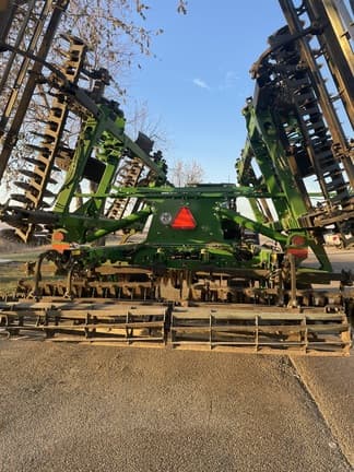 Image of John Deere 2660VT equipment image 3