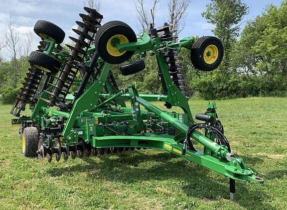 Image of John Deere 2660VT Primary image