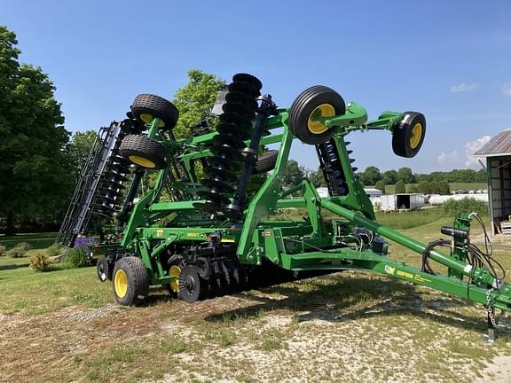 Image of John Deere 2660VT Primary image