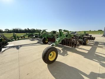 Main image John Deere 2660VT