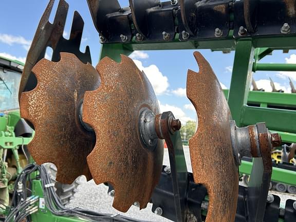 Image of John Deere 2680H equipment image 2