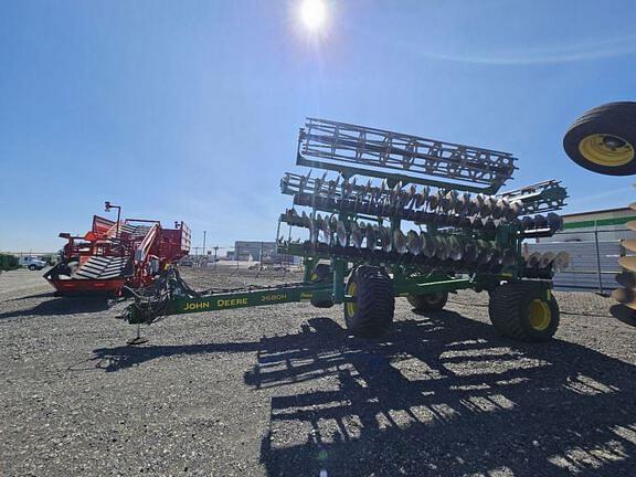 Image of John Deere 2680H equipment image 1