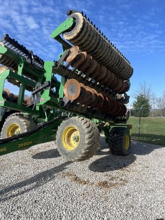 Image of John Deere 2680H equipment image 1