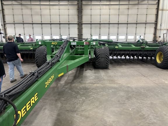 Image of John Deere 2680H equipment image 4