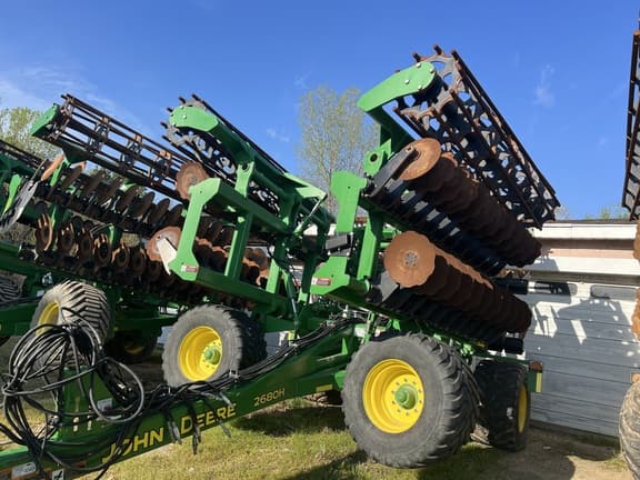 Image of John Deere 2680H equipment image 1