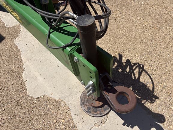 Image of John Deere 2680H equipment image 1