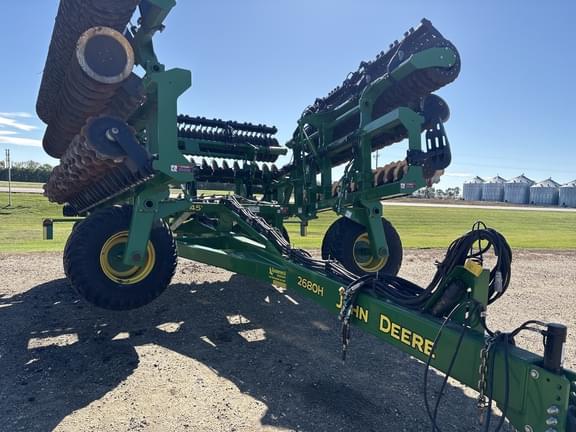 Image of John Deere 2680H equipment image 1