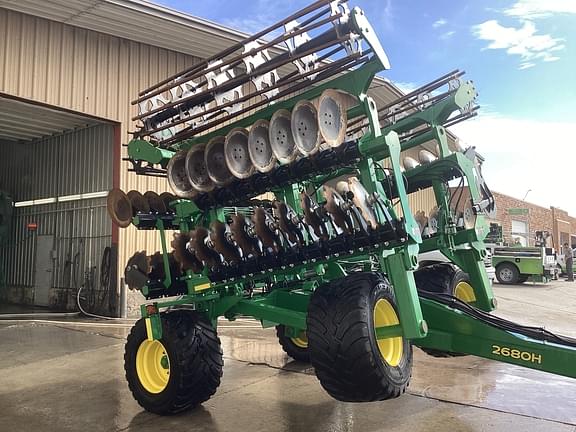Image of John Deere 2680H equipment image 2