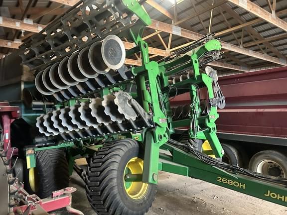 Image of John Deere 2680H equipment image 2