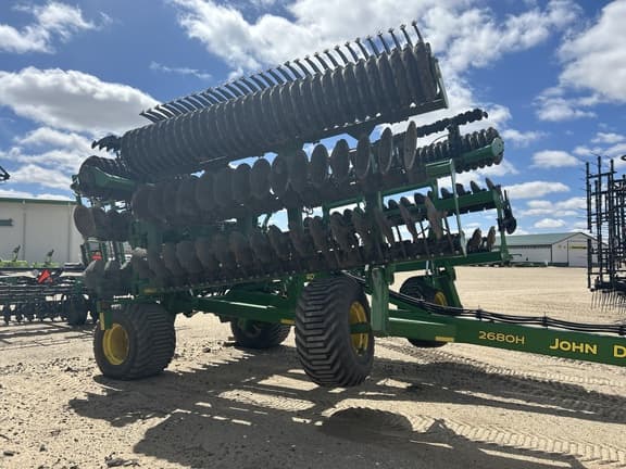 Image of John Deere 2680H equipment image 1