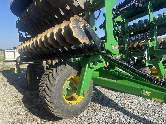 Image of John Deere 2680H equipment image 1