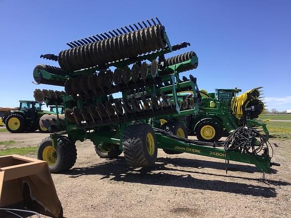 Image of John Deere 2680H equipment image 1