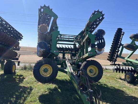 Image of John Deere 2680H equipment image 1