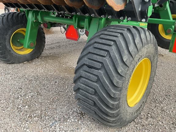 Image of John Deere 2680H equipment image 4