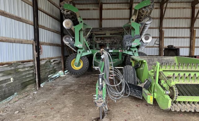Image of John Deere 2680H equipment image 2
